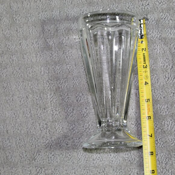 Crisa 7 3/8" Milkshake Glass Ice Cream Sundae Float Parfait Heavyweight Footed - Picture 5 of 6
